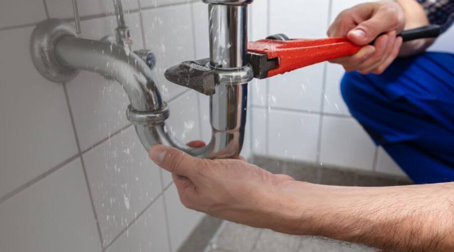 Expert burst pipe repair services in Mount Olive, NC